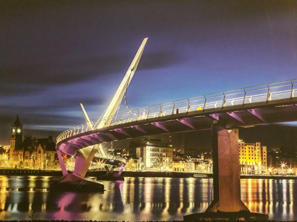 Bridge House Derry City Townhouse Central Free Parking 빌라 외부 사진