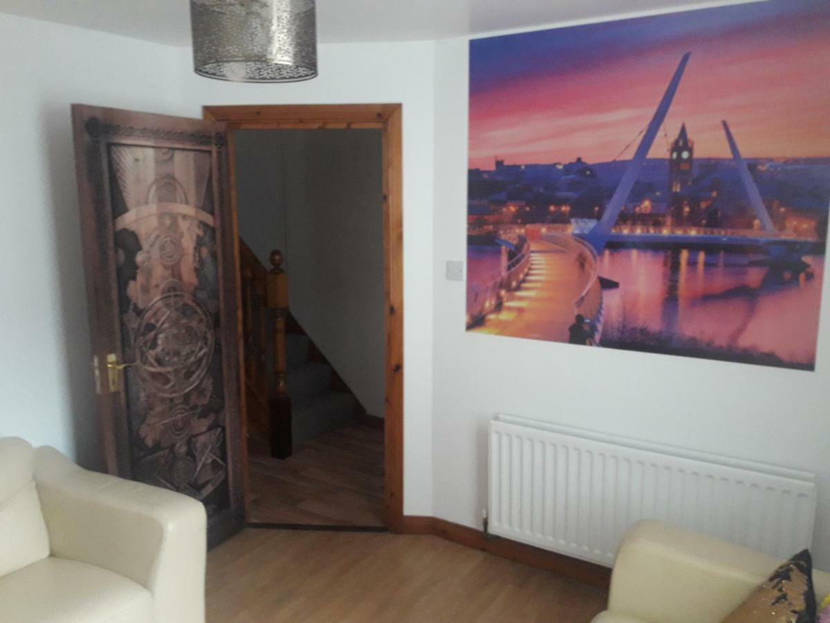 Bridge House Derry City Townhouse Central Free Parking 빌라 외부 사진
